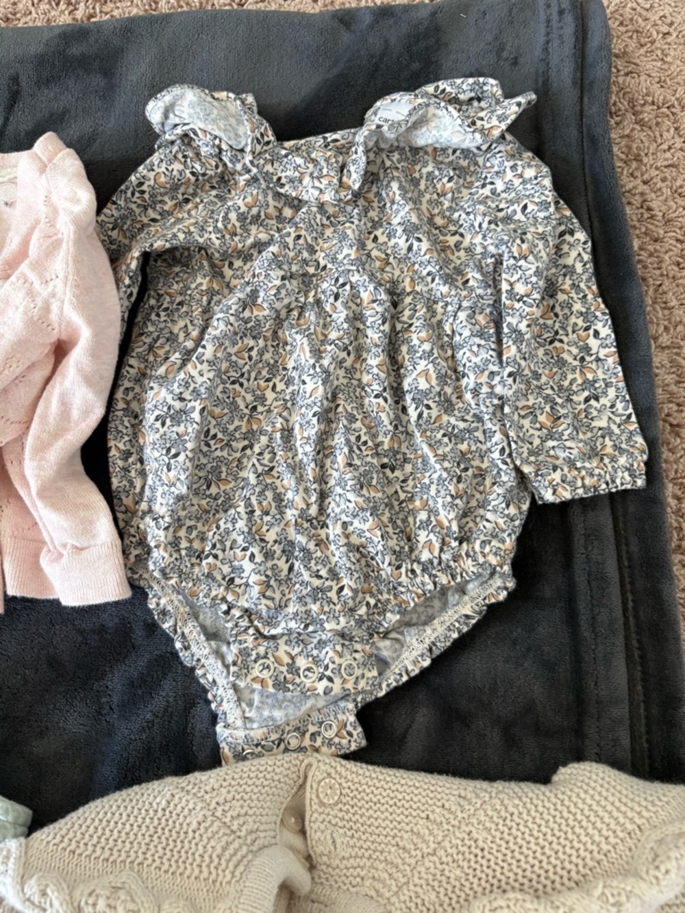 H&M Kids Matching Set - Pink, Rust, Green, Gray, Cream - Picture 7 of 7